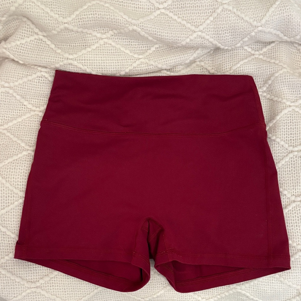 Fleo Women's red shorts